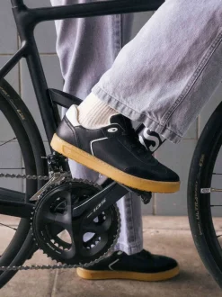 Sioux – Sneaker aus Velourleder und Glattleder schwarz