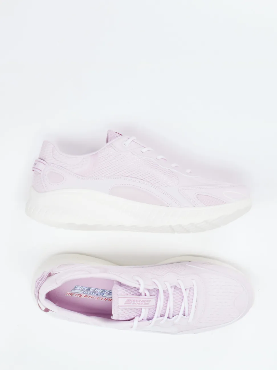 Skechers – Freizeitsneaker aus Textil in Pastellflieder