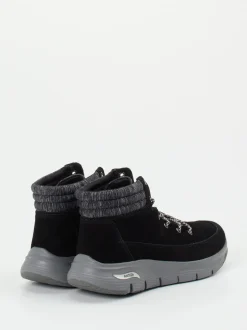 Skechers – Schnürboots aus Veloursleder schwarz