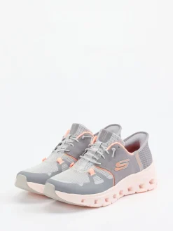 Skechers – Slip-In-Sneaker aus Mesh in Rosé-Beige