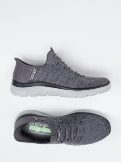 Skechers – Slip-On Sneaker aus Textilstrick grau