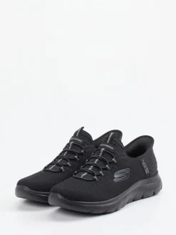 Skechers – Slip-On Sneaker aus Mesh in Schwarz