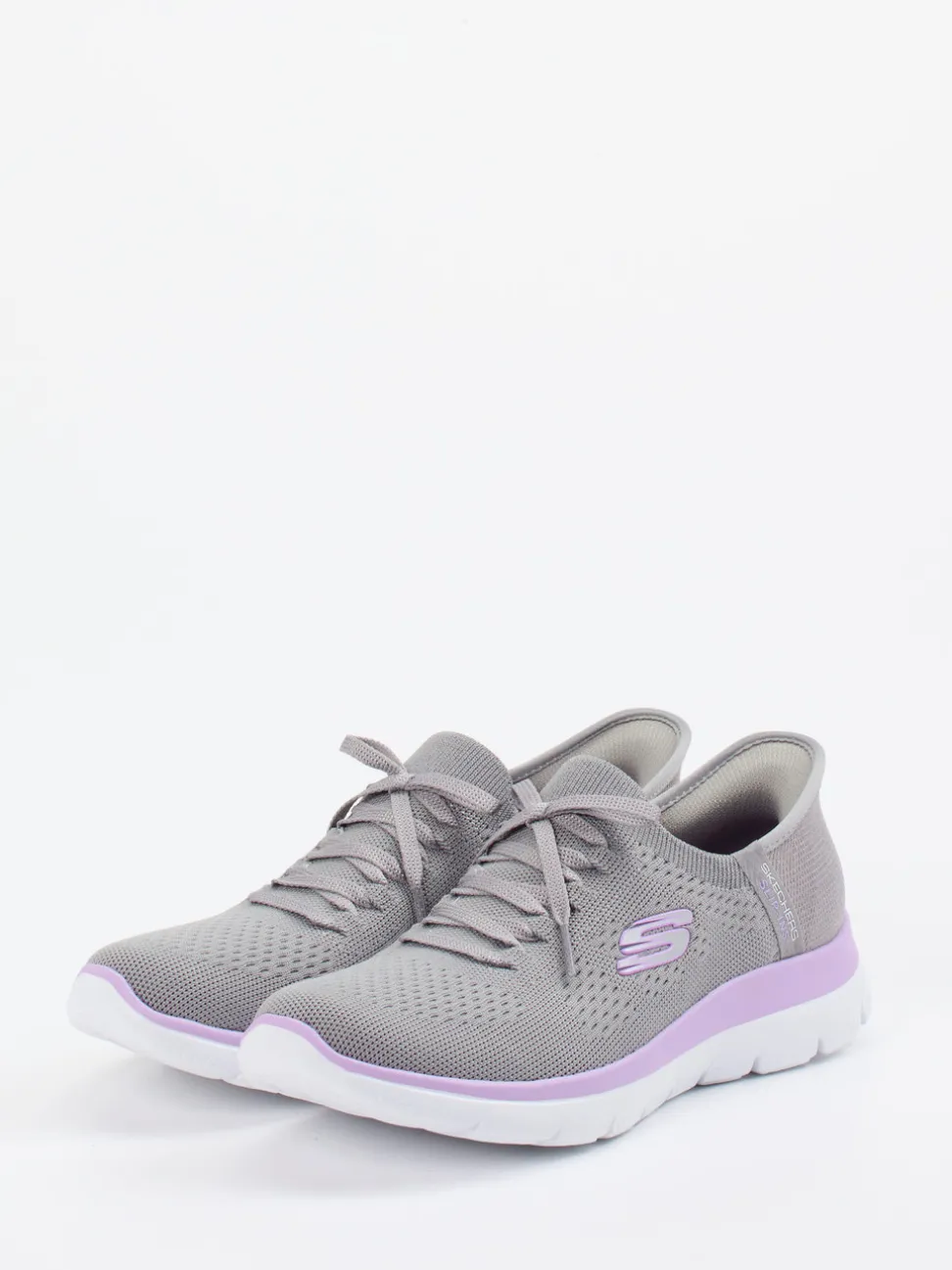 Skechers – Slip-On Sneaker aus Mesh-Textil grau