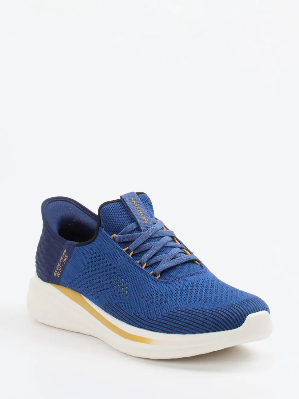 Skechers – Slip-On Sneaker aus gestricktem Textil blau