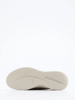Skechers – Slip-On Sneaker aus Textil in Braun