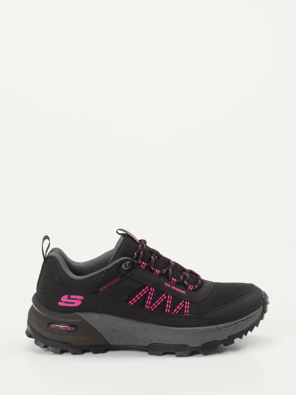 Skechers – Trail-Sneaker aus Textil in Schwarz