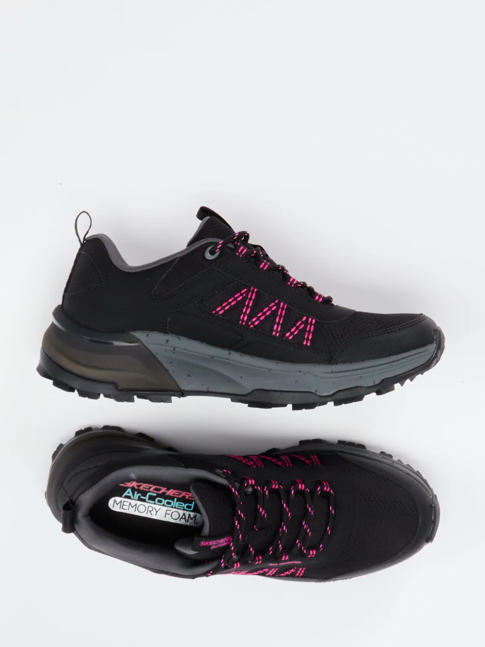 Skechers – Trail-Sneaker aus Textil in Schwarz