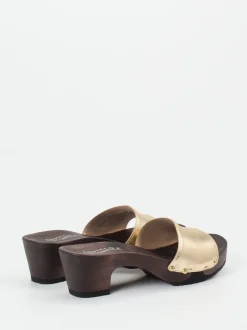 Softclox – Clogs aus Metallicleder und Holzsohle