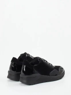 Solidus – Komfort-Sneaker aus Velours- und Lackleder