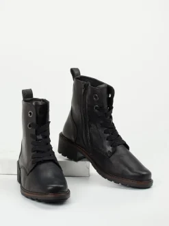 Solidus – Schnürboots aus Stretchleder in Schwarz