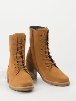 Solidus – Schnürstiefeletten aus Veloursleder cognac