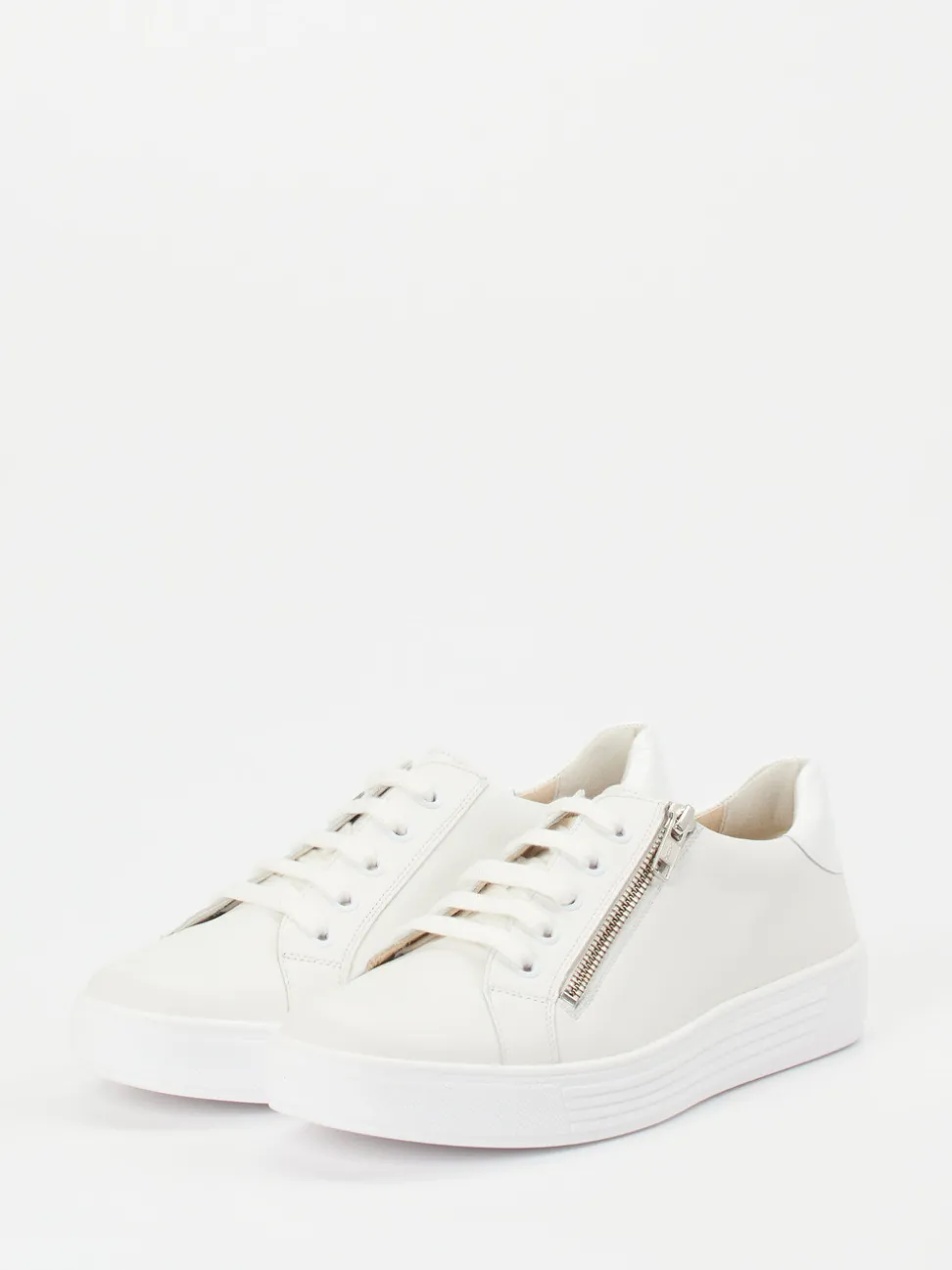 Solidus – Sneaker aus Kalbleder in Offwhite