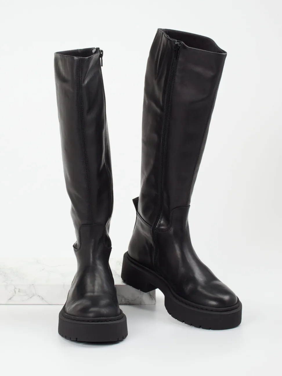 Steve Madden – Kniehohe Stiefel aus Glattleder Schwarz