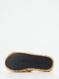 Strategia – Plateau-Sandale aus Metallic mit Bastoptik