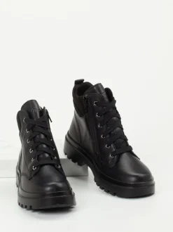 Superfit – Schnürboots aus Kalbleder schwarz