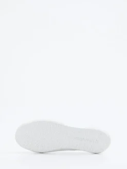 Superga – Low-Top Sneaker aus Textil mit Spitzenoptik