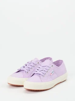 Superga – Sneaker aus Canvas in Flieder