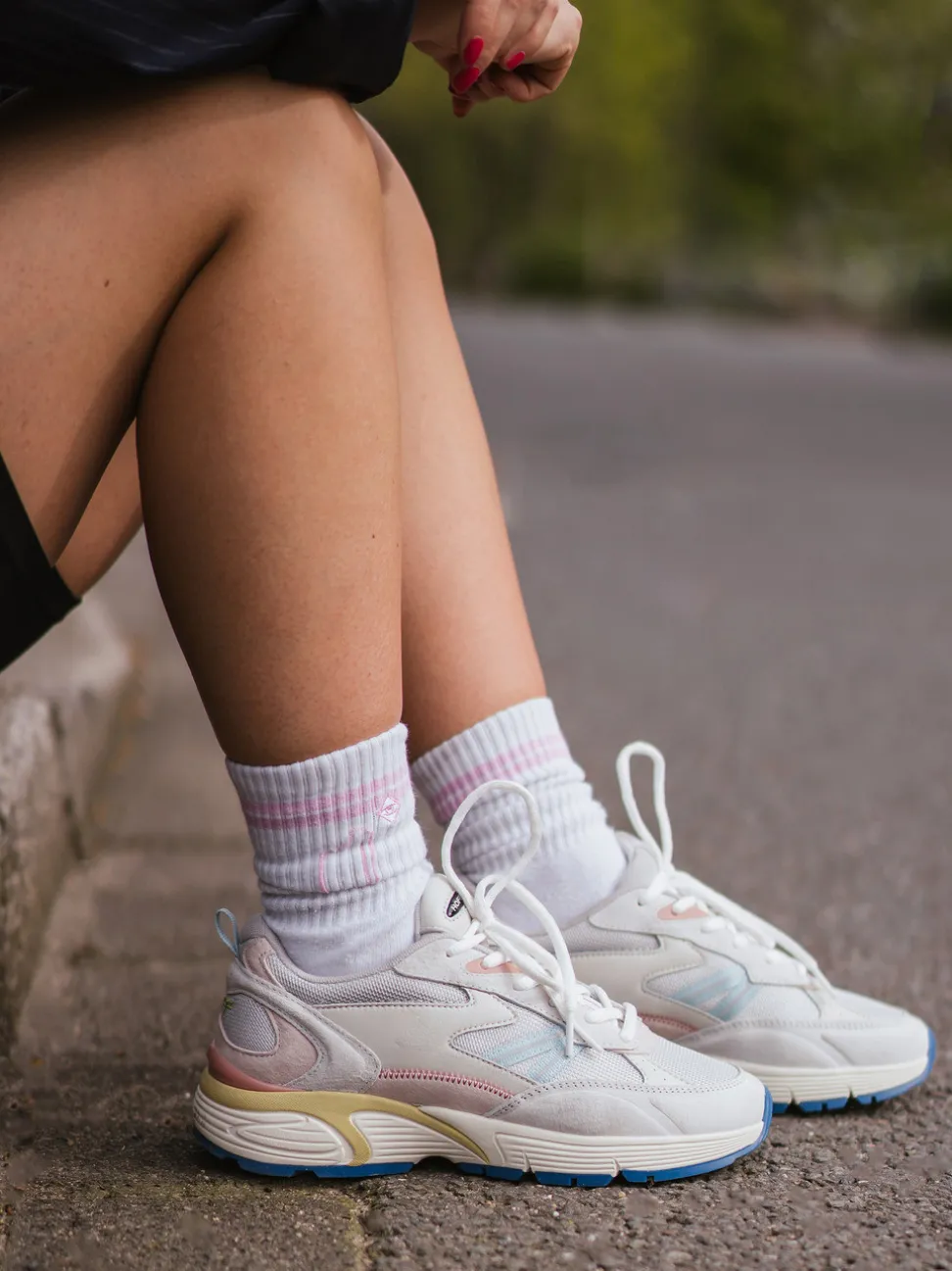 THE HOFF BRAND – Chunky Sneaker aus Veloursleder multi