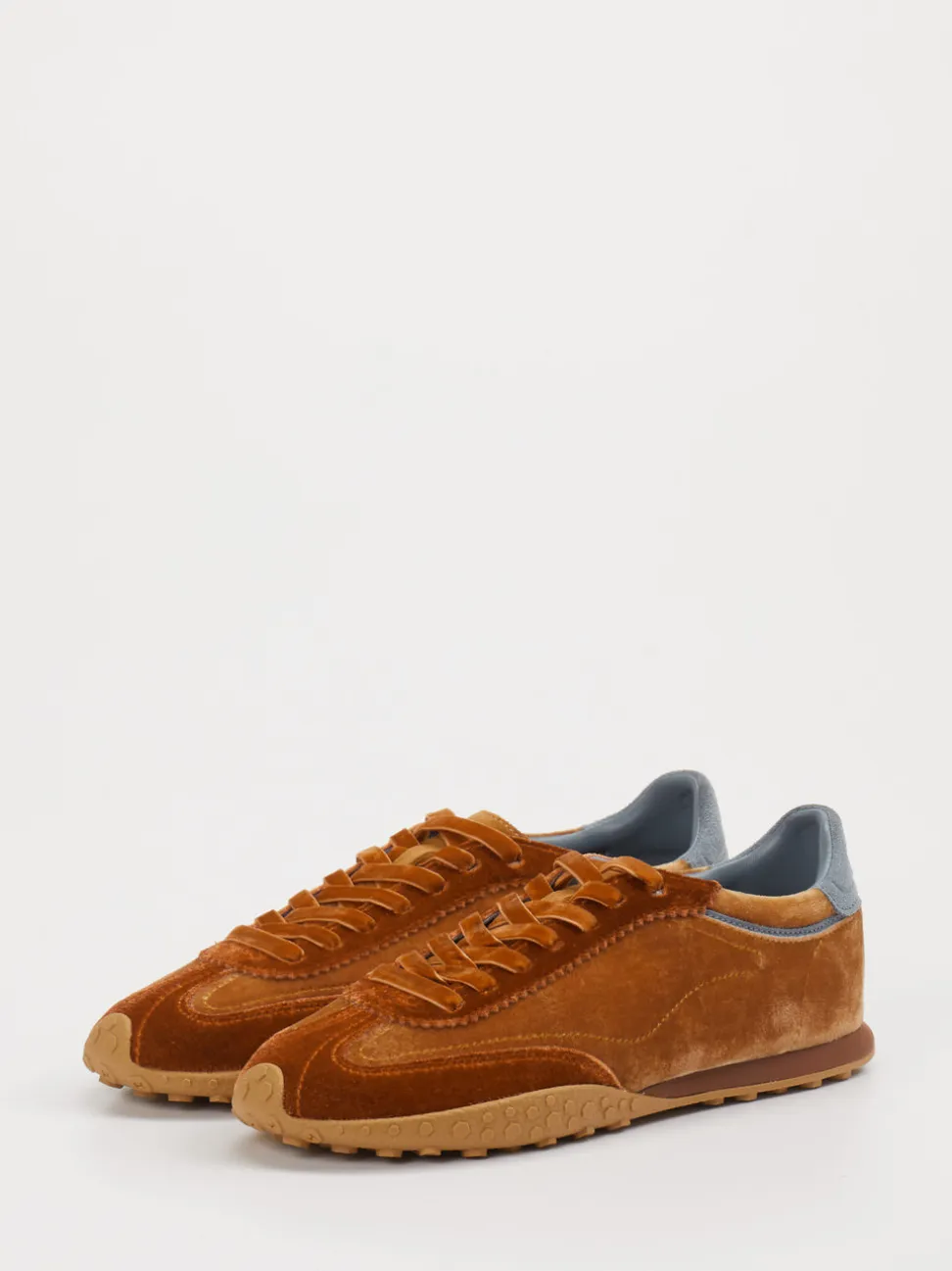 THE HOFF BRAND – Sneaker aus Veloursleder kupferbraun