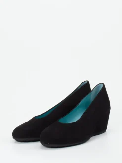 Thierry Rabotin – Keilpumps aus Veloursleder schwarz