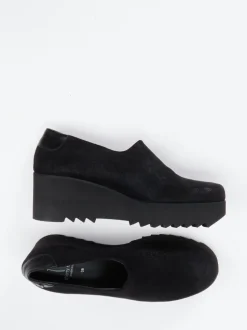 Thierry Rabotin – Plateau-Slipper aus Metallicleder Schwarz