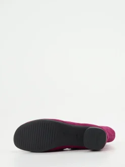 Think – Ankle Boots aus Veloursleder in Beerenrot