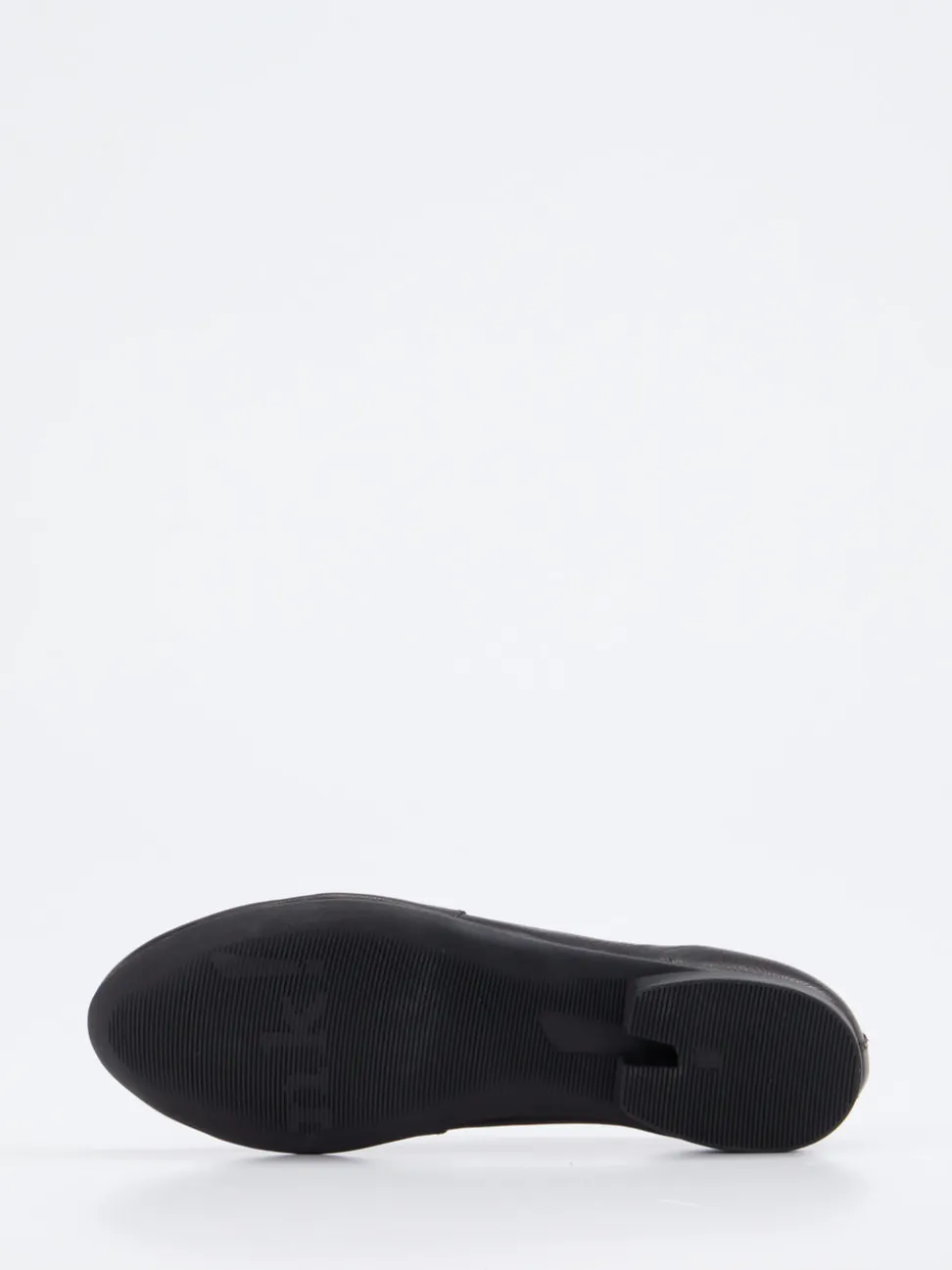 Think – Ballerinas aus Kalbleder Schwarz