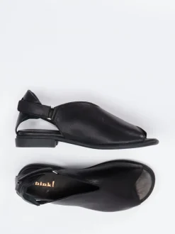 Think – Sandalen aus Lammleder in Schwarz