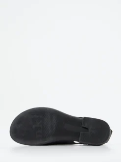 Think – Sandalen aus Lammleder in Schwarz
