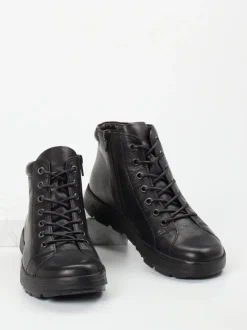Think – Schnürboots aus Ziegenleder schwarz