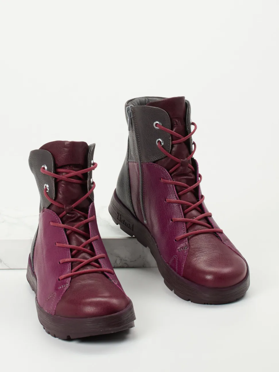 Think – Schnürstiefeletten aus Ziegenleder Brombeerrot