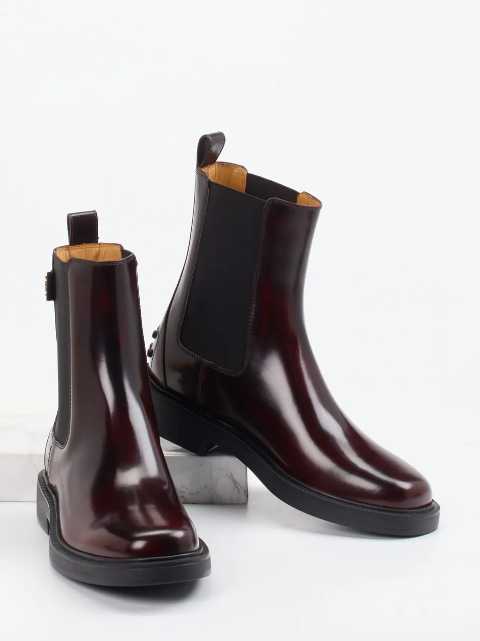Tod's – Chelsea Boots aus Hochglanzleder Bordeaux