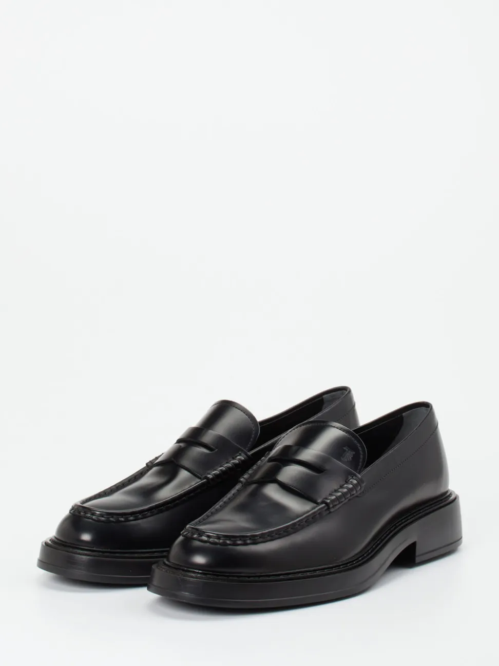 Tod's – Loafer aus Hochglanzleder schwarz