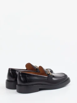 Tod's – Loafer aus Hochglanzleder in Schwarz