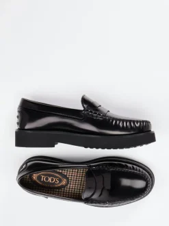 Tod's – Loafer aus Hochglanzleder schwarz