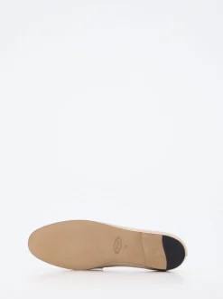 Tod's – Loafer aus Lackleder in Beige