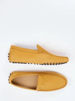 Tod's – Mokassin aus Nubukleder in Honiggelb