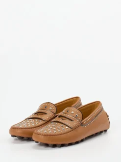 Tod's – Slipper aus Kalbleder mit Nietenbesatz