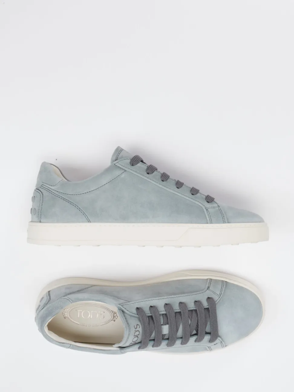 Tod's – Sneaker aus Veloursleder in Taubenblau