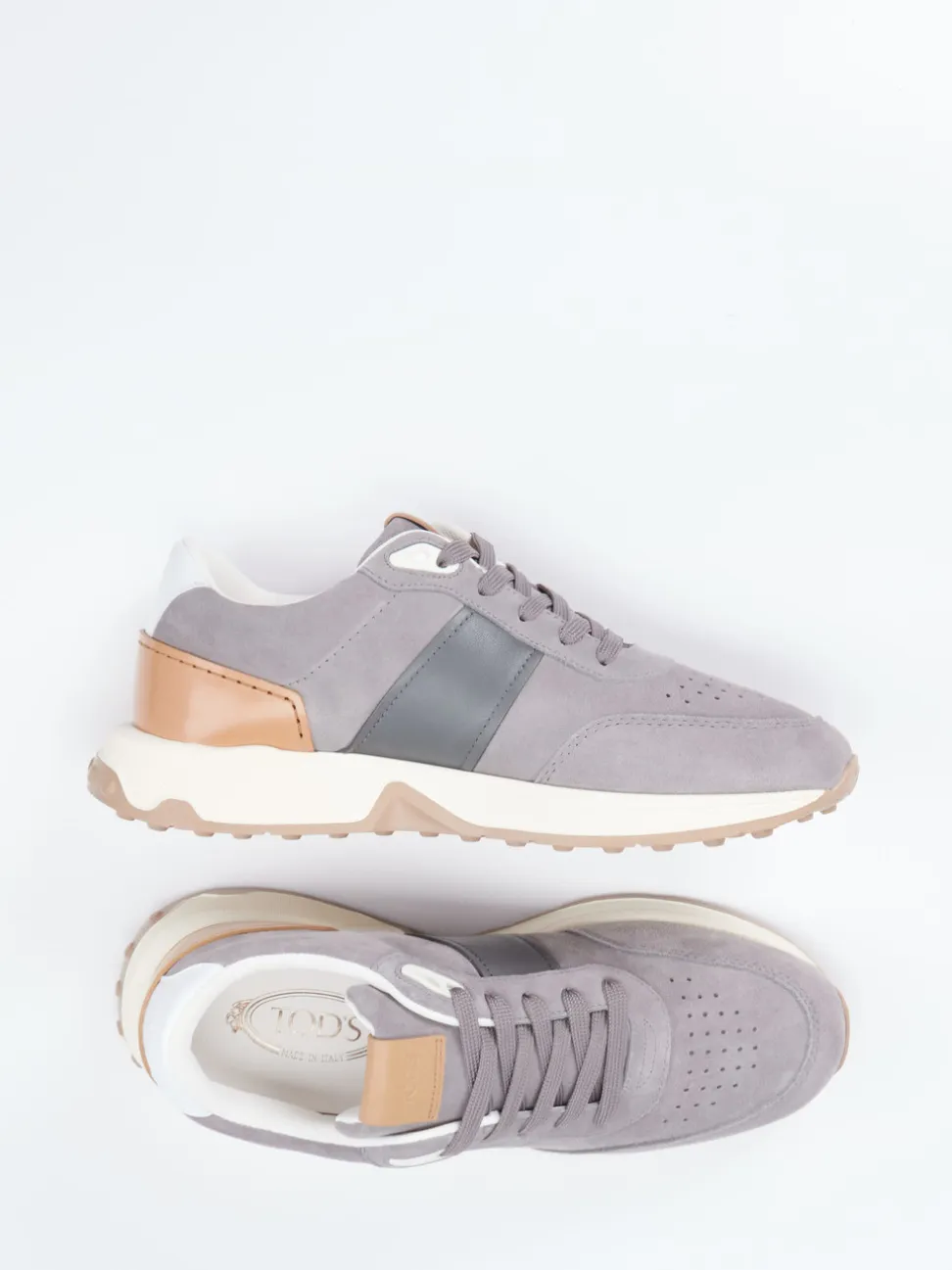Tod's – Sneaker aus Veloursleder in Grau