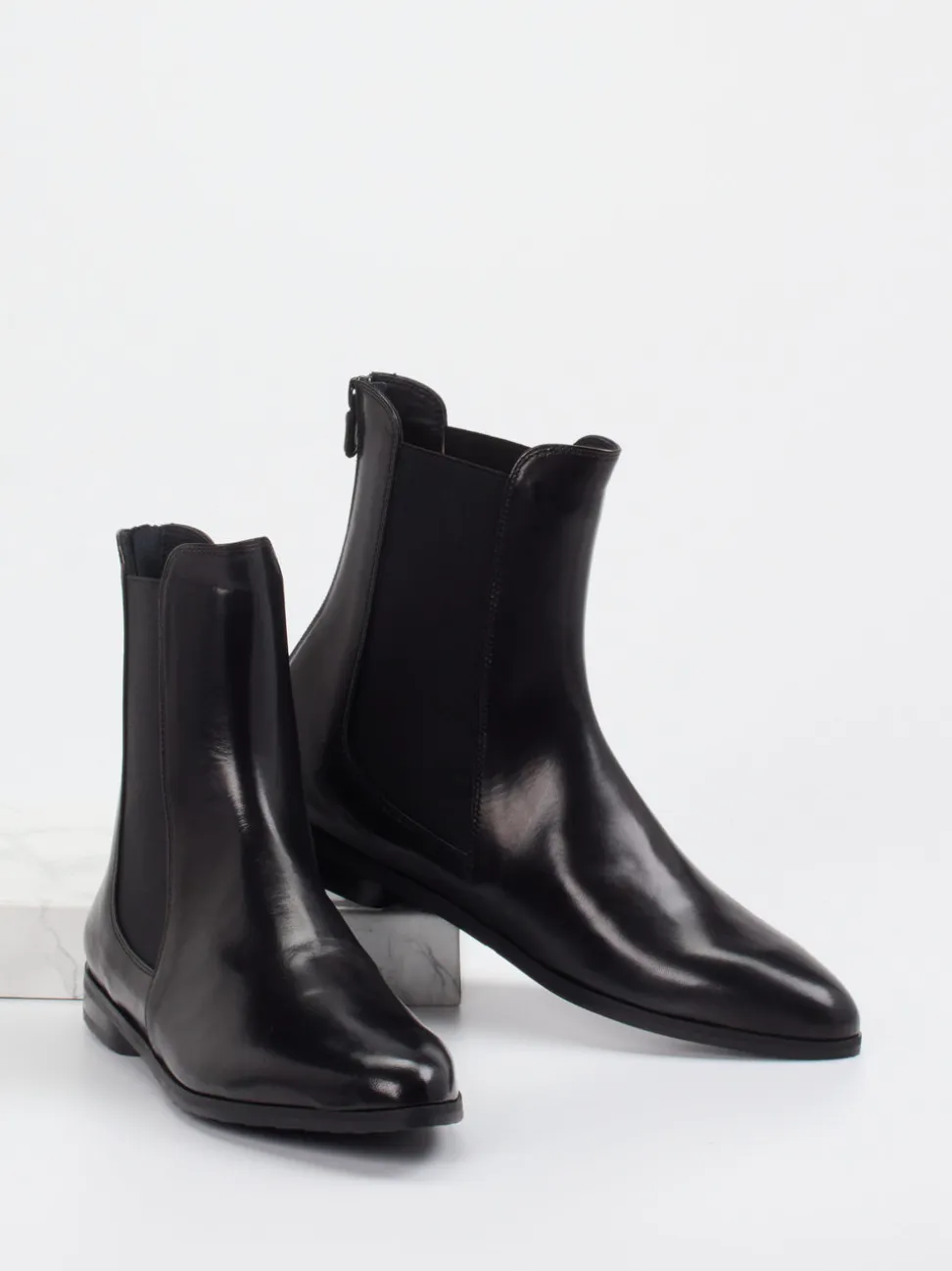 Truman's – Chelsea Boots aus Veloursleder Schwarz