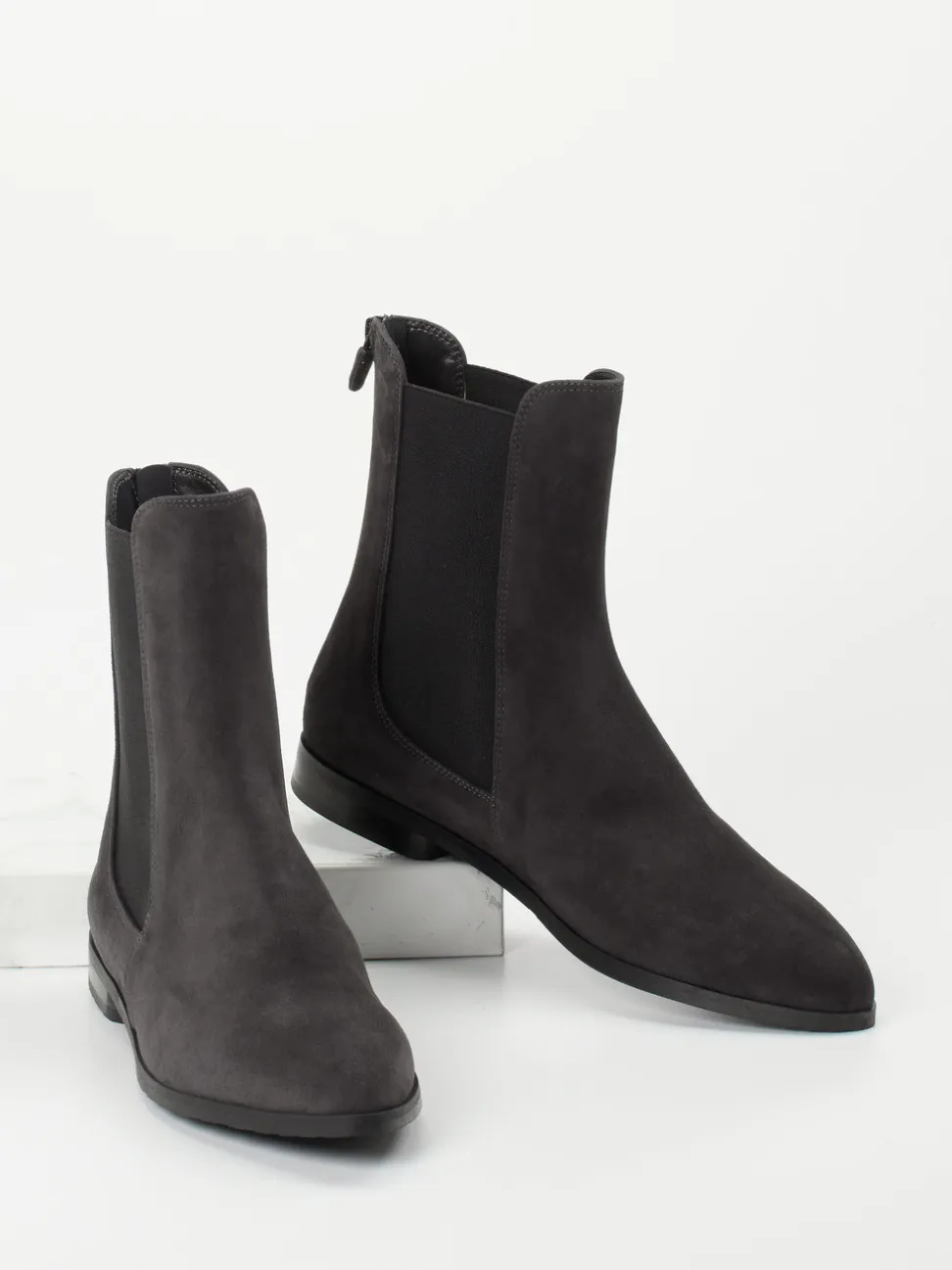 Truman's – Chelsea Boots aus Veloursleder grau