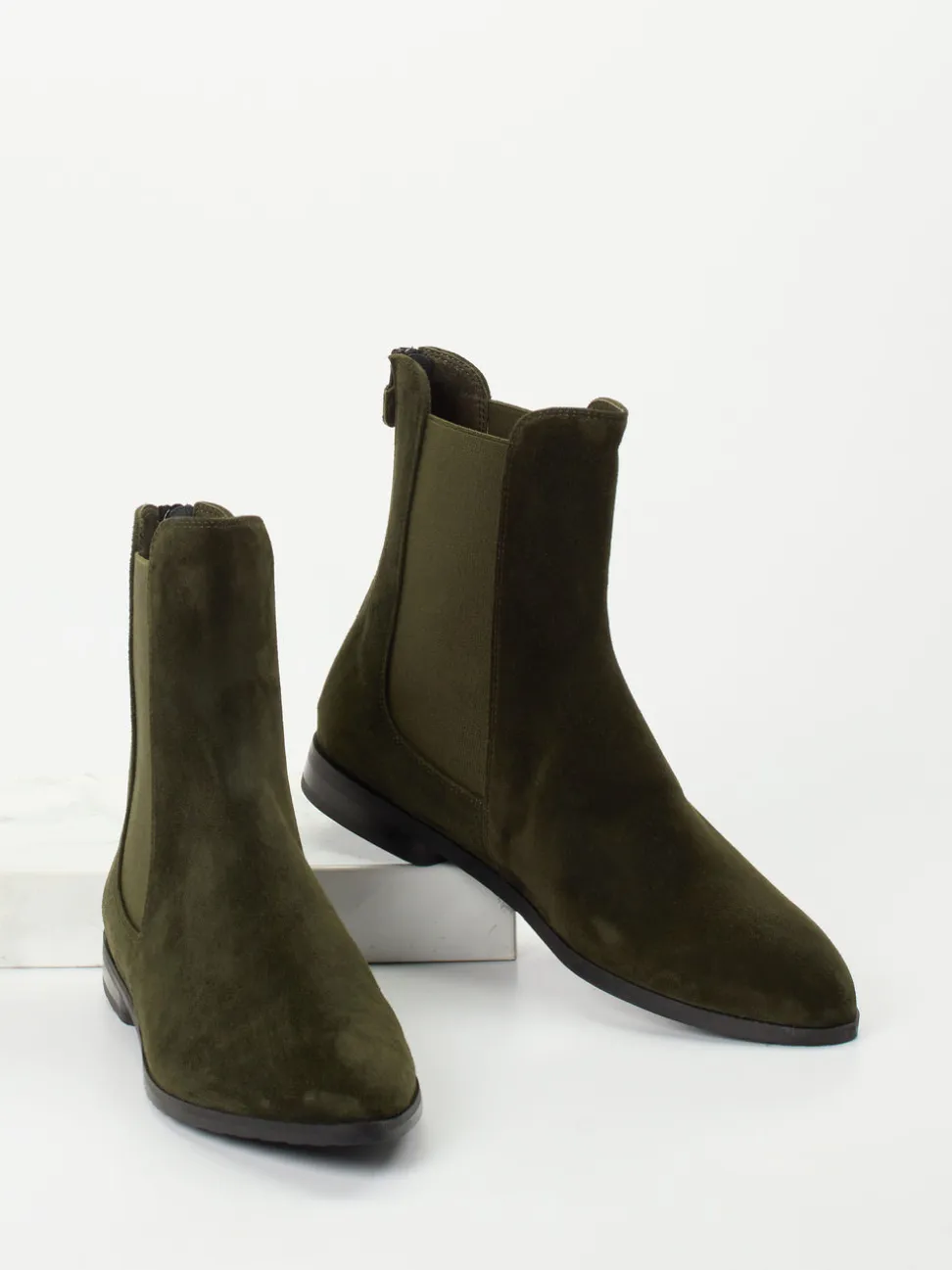 Truman's – Chelsea Boots aus Veloursleder olivgrün