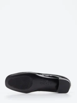 Truman's – Pumps aus Lackleder mit Zierschnalle