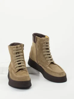 Truman's – Schnürstiefelette aus Veloursleder Sandbeige