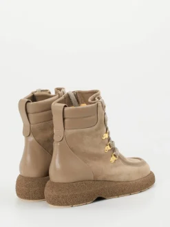 Truman's – Schnürstiefelette aus Veloursleder braun