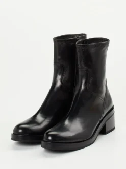 Truman's – Stiefeletten aus Kalbleder schwarz glänzend