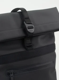 Ucon Acrobatics – Rolltop-Rucksack aus PU in Schwarz