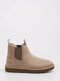 UGG – Chelsea Boots aus Veloursleder sandbeige