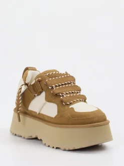 UGG – Chunky Sneaker aus Velour/Textil sandbeige